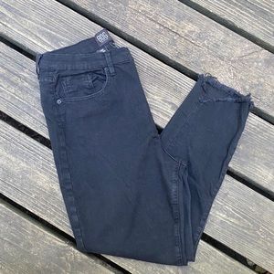 BDG Twig High Ride Cropped Jean